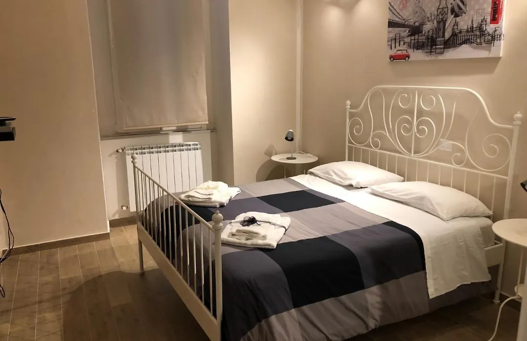 Traiano guest house-1